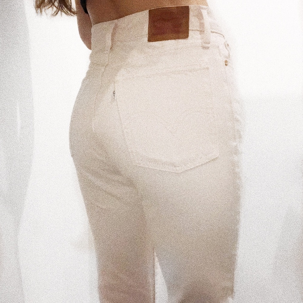 LEVIS light pink mom jeans